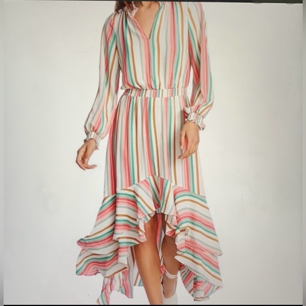 1 State, High/Low, Long Sleeve, Lined, Flowy Fabric, Dress
Sz XS
Like New